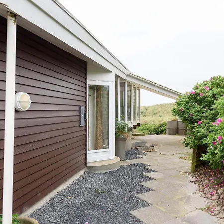 Seaside Charm With And Sauna-by Traum *