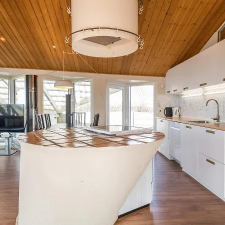 Seaside Charm With And Sauna-by Traum