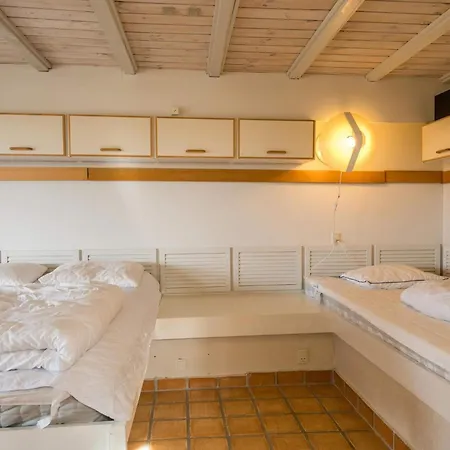 Seaside Charm With And Sauna-by Traum Feriehus