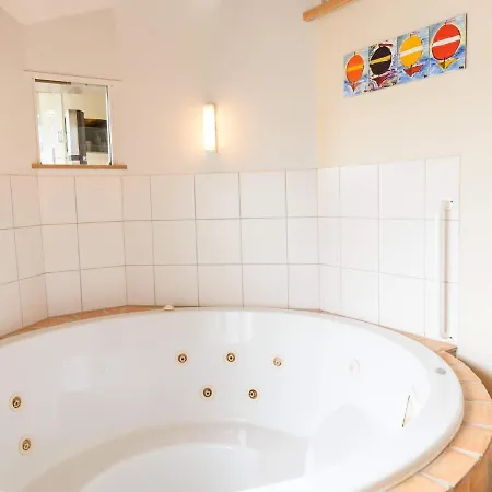 Seaside Charm With And Sauna-by Traum 別荘 *