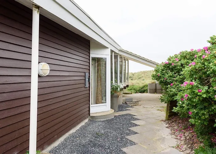 Seaside Charm With And Sauna-by Traum *