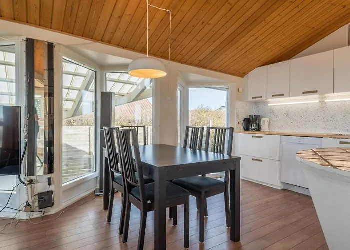 Seaside Charm With And Sauna-by Traum