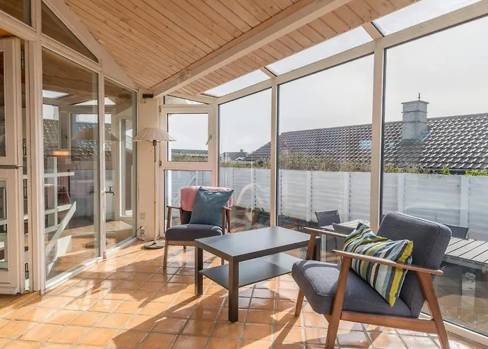 Seaside Charm With And Sauna-by Traum Fanø